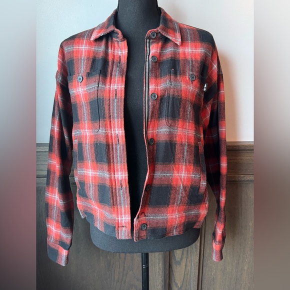 Bass Outdoor Red and Black Plaid Jacket shacket XS - Picture 3 of 9